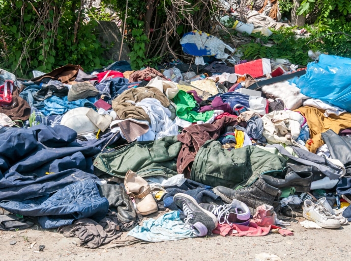 Drowning in Discounts: Fast fashion suffocating India's heritage and filling landfills